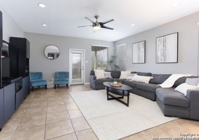 Image 4 of 25 For 5413 Caraway Bend