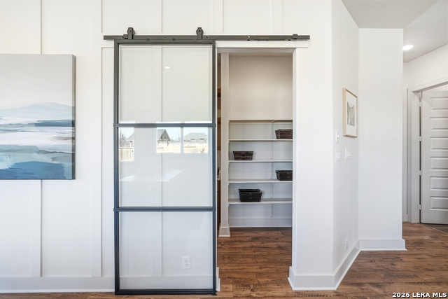 Image 25 of 44 For 9350 Luke Path