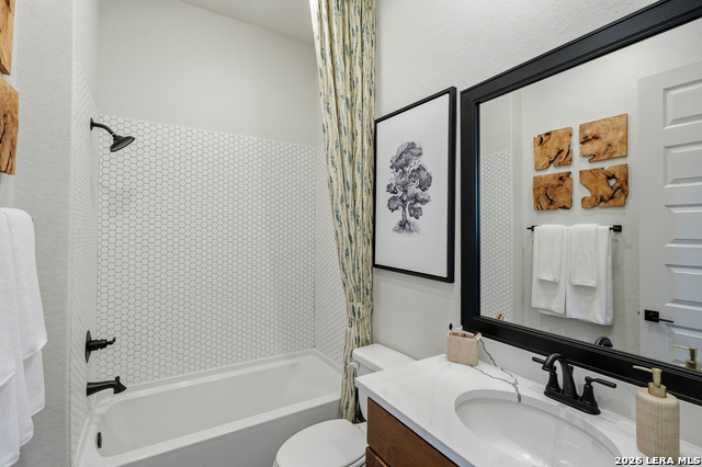 Image 36 of 44 For 9350 Luke Path