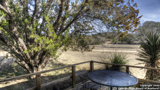 Image 17 of 47 For 22 Squirrel Bend