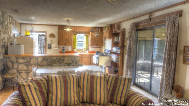 Image 23 of 47 For 22 Squirrel Bend