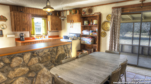 Image 24 of 47 For 22 Squirrel Bend