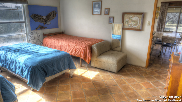 Image 31 of 47 For 22 Squirrel Bend