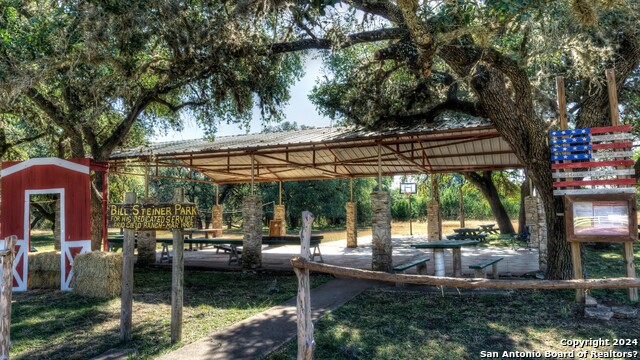 Image 42 of 47 For 22 Squirrel Bend