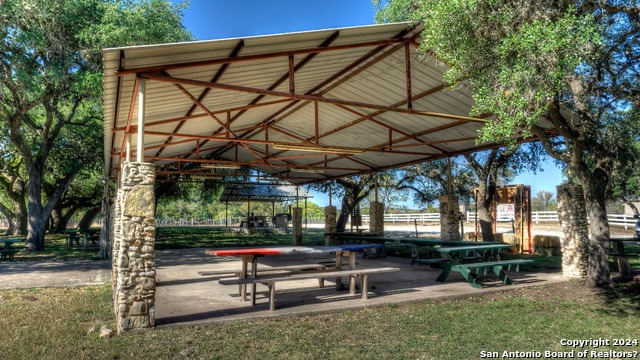 Image 46 of 47 For 22 Squirrel Bend