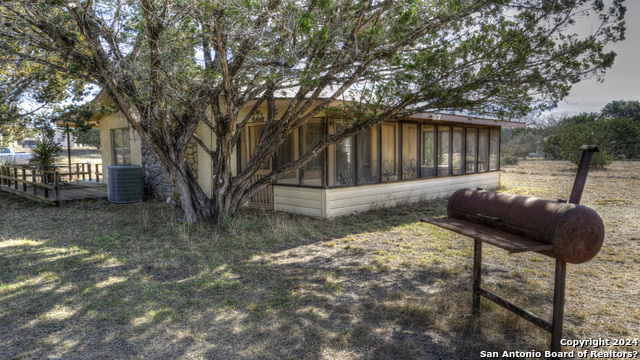 Image 7 of 47 For 22 Squirrel Bend