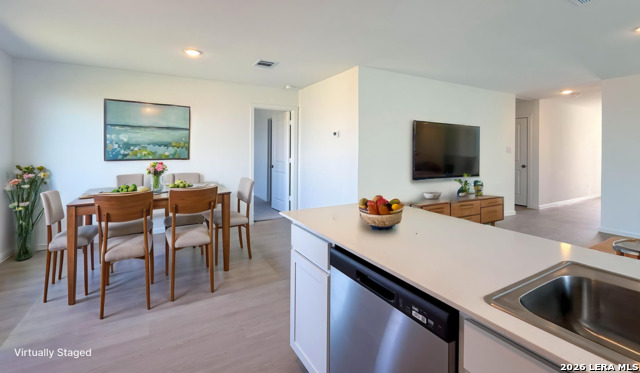 Image 4 of 13 For 3191 Dispatch