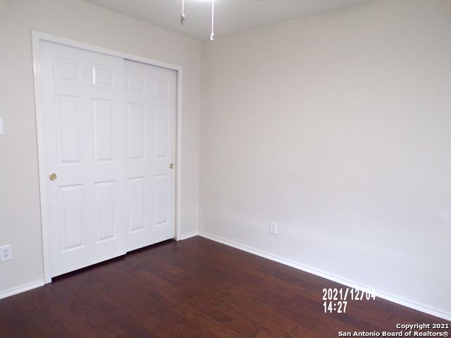 Image 19 of 23 For 10722 Firefox Den