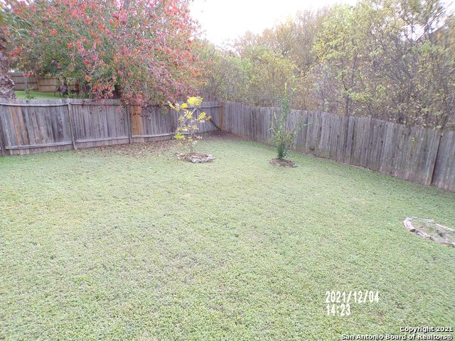 Image 22 of 23 For 10722 Firefox Den