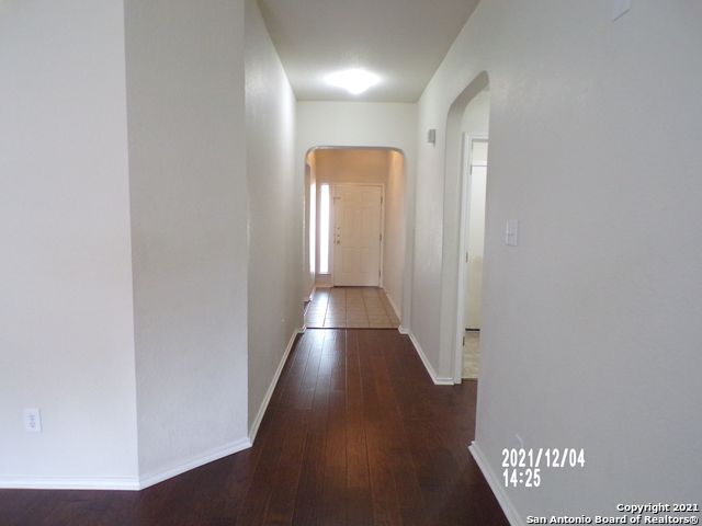 Image 3 of 23 For 10722 Firefox Den