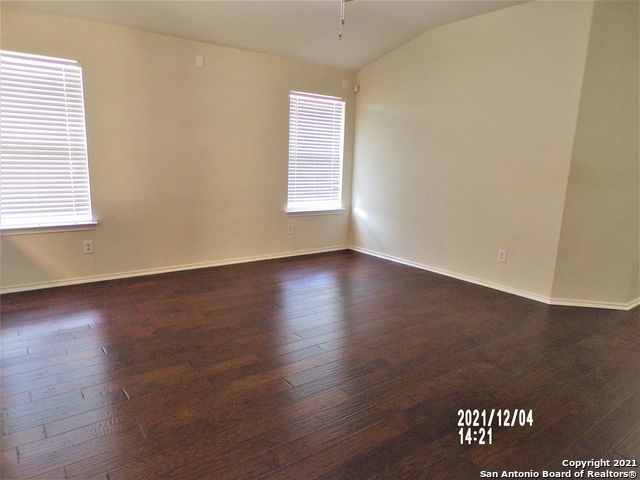 Image 6 of 23 For 10722 Firefox Den