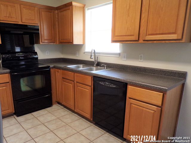 Image 8 of 23 For 10722 Firefox Den