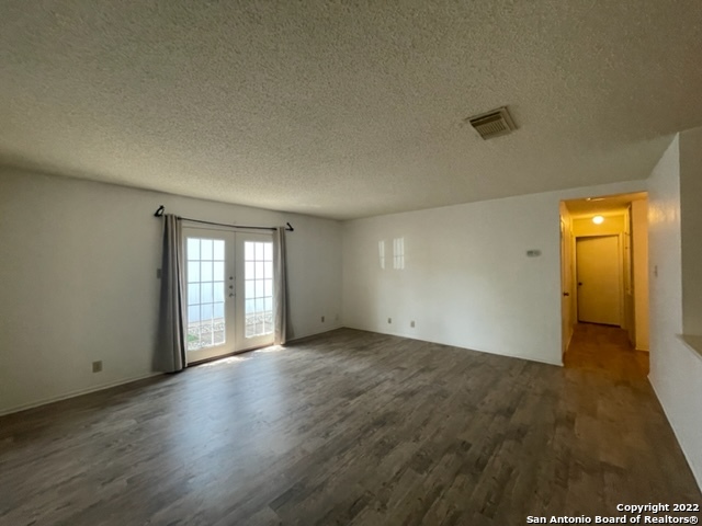 Image 5 of 18 For 7631 Heathridge