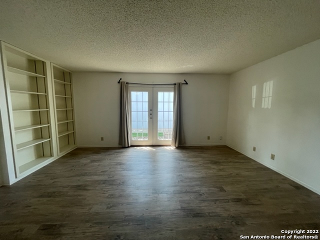 Image 9 of 18 For 7631 Heathridge