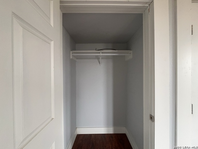 Image 15 of 29 For 506 Drexel Ave W 4