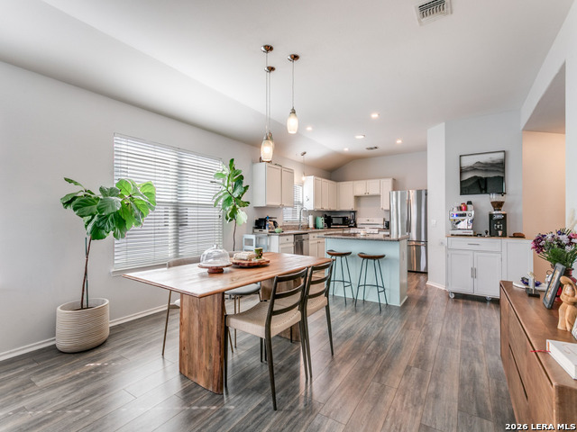 Image 8 of 27 For 6602 Ivywood Dr