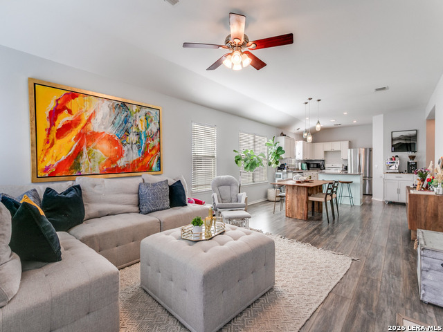 Image 9 of 27 For 6602 Ivywood Dr