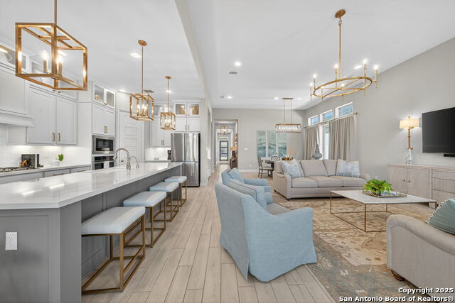 Image 17 of 53 For 24314 Downhill Lie