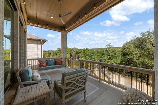 Image 40 of 53 For 24314 Downhill Lie