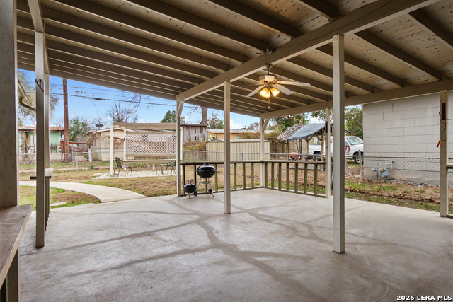 Image 4 of 29 For 214 Schmeltzer Ln