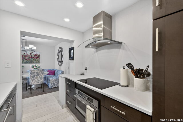 Image 13 of 29 For 7701 Wurzbach  2006