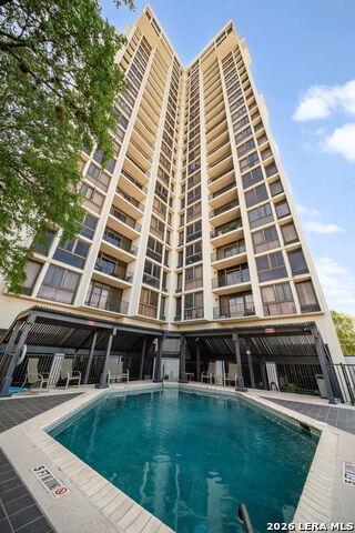 Image 25 of 29 For 7701 Wurzbach  2006