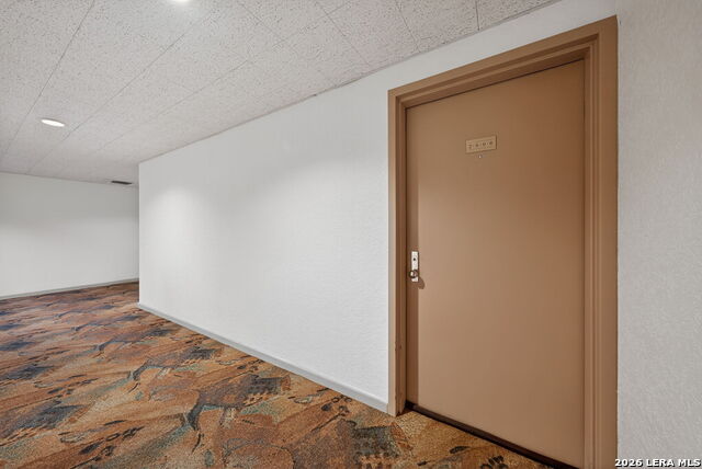 Image 28 of 29 For 7701 Wurzbach  2006