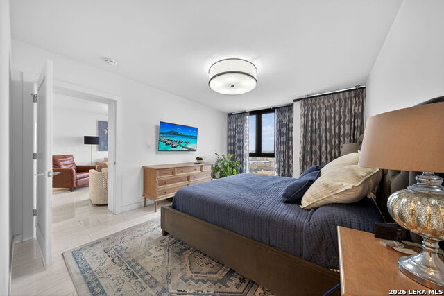 Image 9 of 29 For 7701 Wurzbach  2006