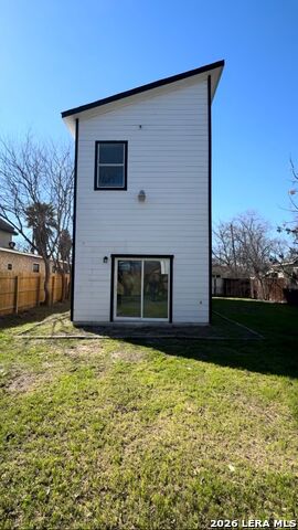 Image 5 of 8 For 642 San Gabriel N