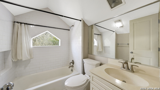 Image 25 of 45 For 8012 Rocking Horse Ln