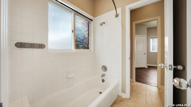 Image 29 of 45 For 8012 Rocking Horse Ln