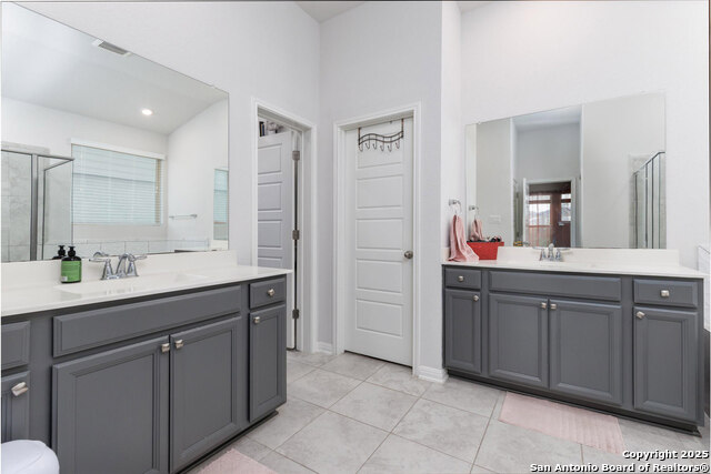 Image 14 of 27 For 2219 Castello