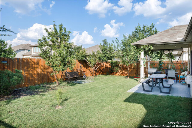 Image 26 of 27 For 2219 Castello