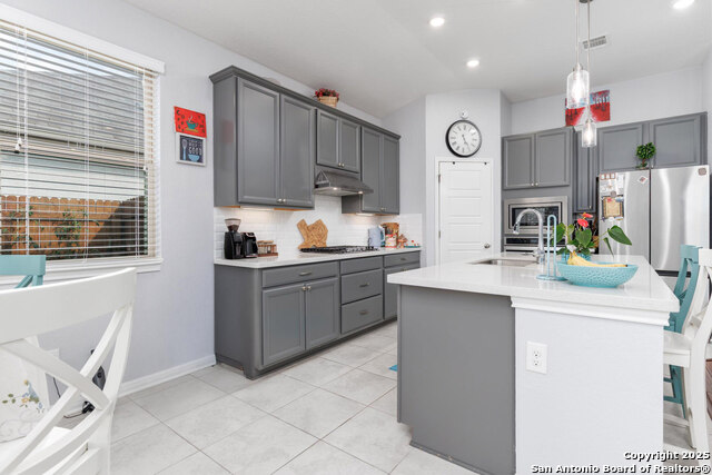 Image 7 of 27 For 2219 Castello