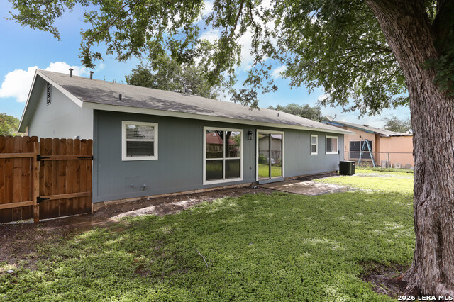 Image 19 of 22 For 5146 Tom Stafford Dr