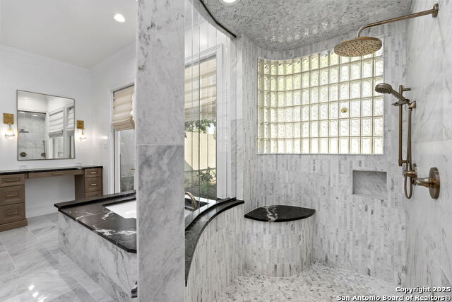 Image 18 of 47 For 113 Carino Cv