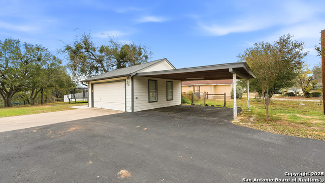 Image 36 of 49 For 226 Broken Arrow