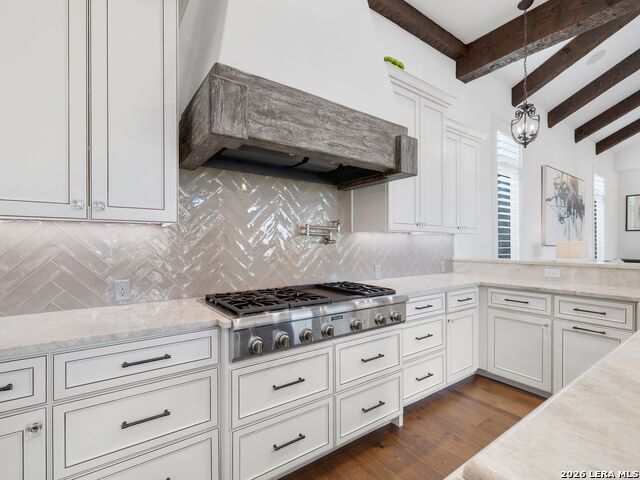 Listing photo id 10 for 203 Wellesley Landing