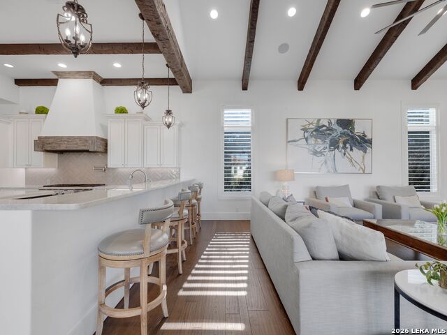 Listing photo id 15 for 203 Wellesley Landing