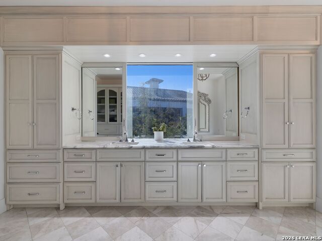 Listing photo id 36 for 203 Wellesley Landing