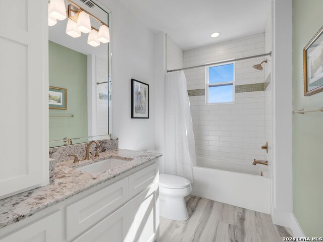 Listing photo id 46 for 203 Wellesley Landing