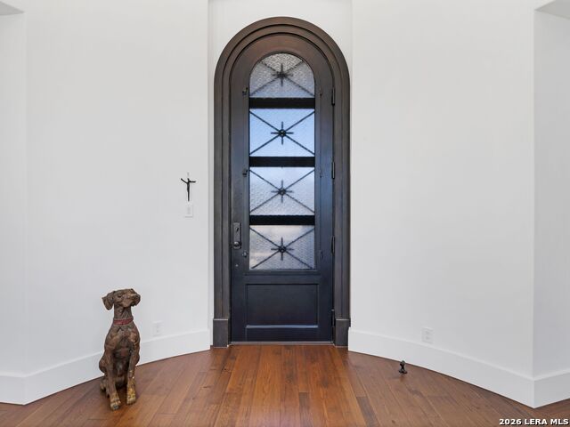 Listing photo id 3 for 203 Wellesley Landing