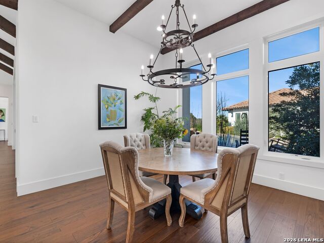 Listing photo id 6 for 203 Wellesley Landing