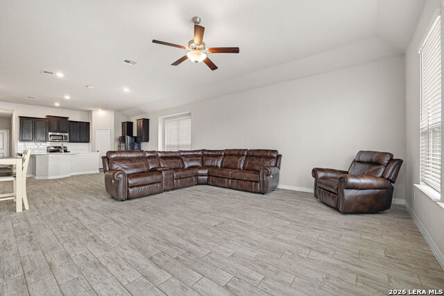 Image 13 of 22 For 8132 Dublin Frst