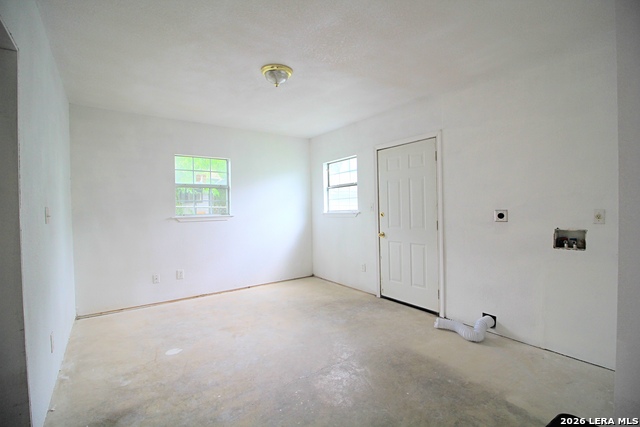 Image 10 of 10 For 319 Noria St