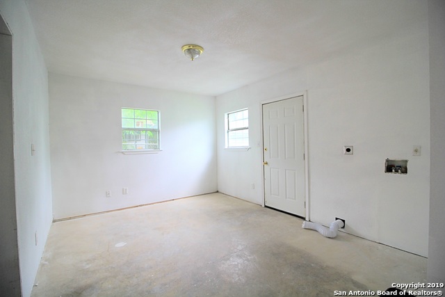 Image 3 of 10 For 319 Noria St