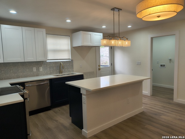 Image 2 of 24 For 1422 Kayton  