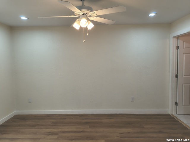 Image 3 of 24 For 1422 Kayton  