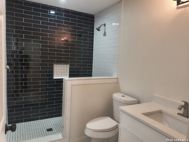 Image 4 of 24 For 1422 Kayton  