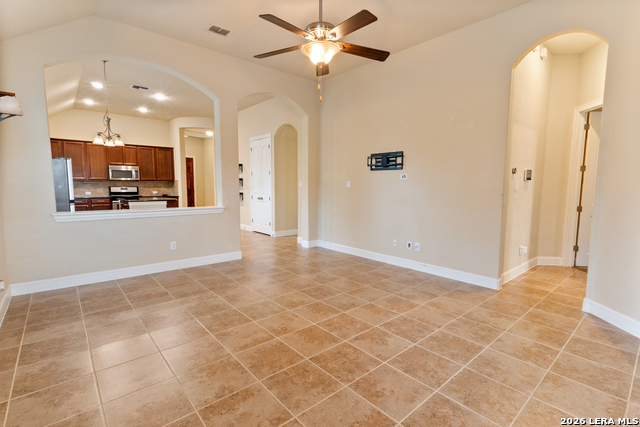 Image 10 of 32 For 13947 Evelina